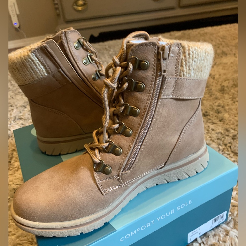 Zip/lace up boots